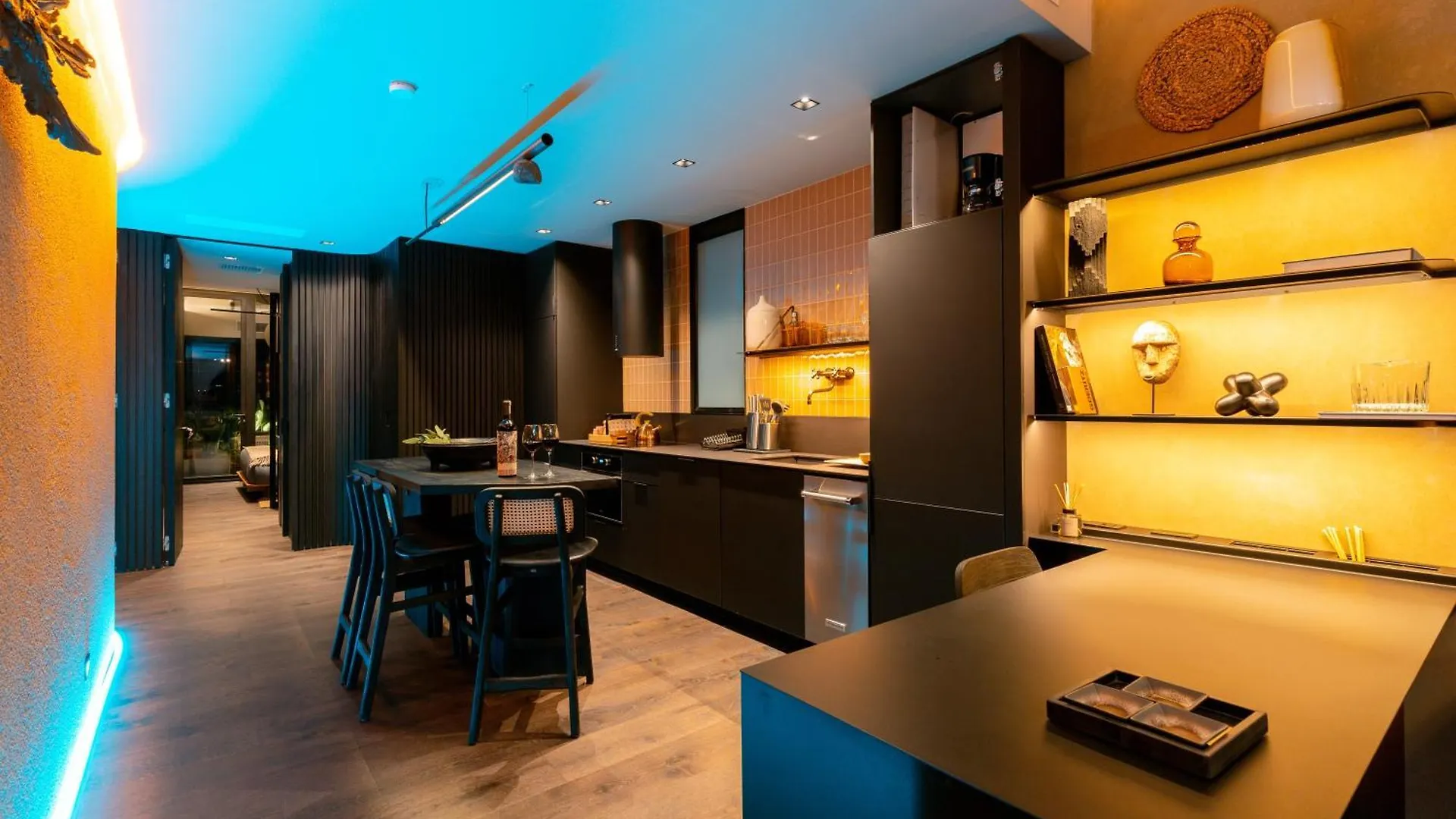 Primavera Luxury Apartments Medellin Hotel
