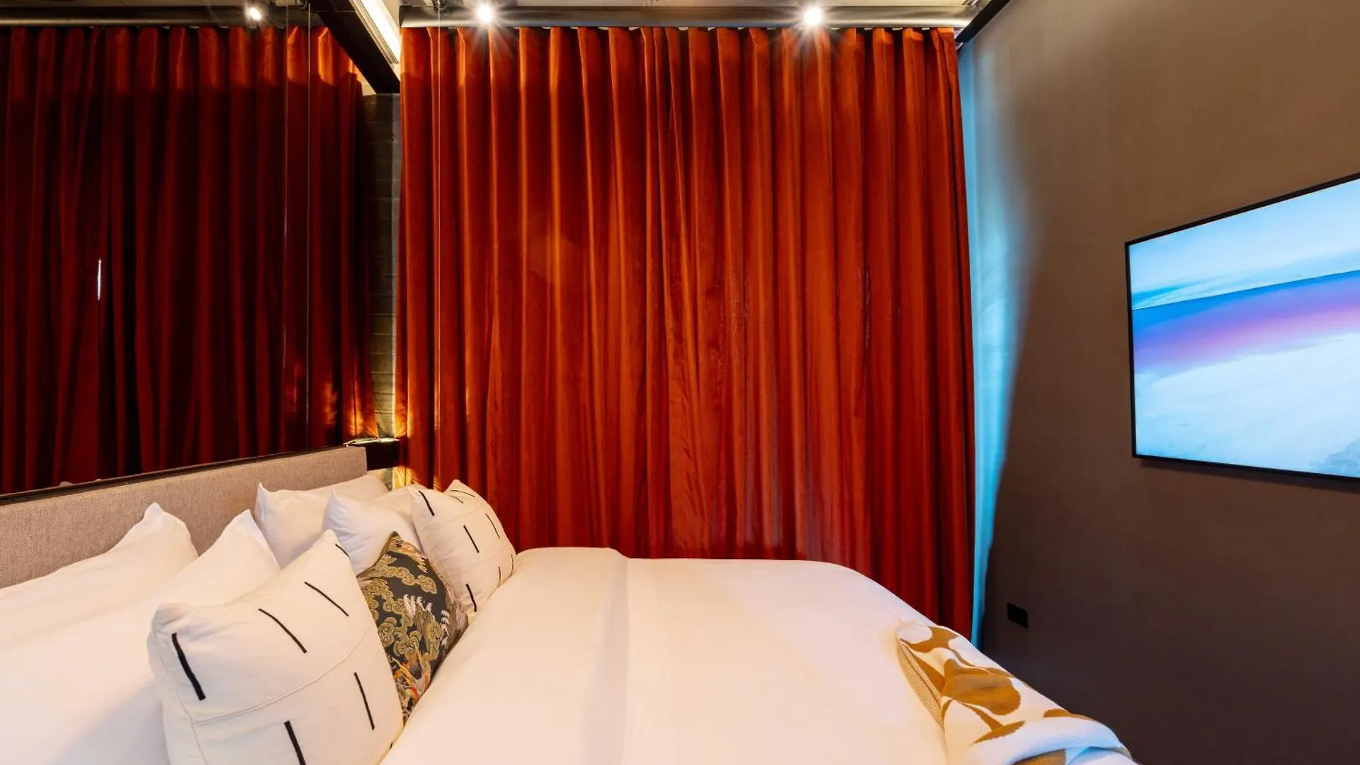 Primavera Luxury Apartments Medellin
