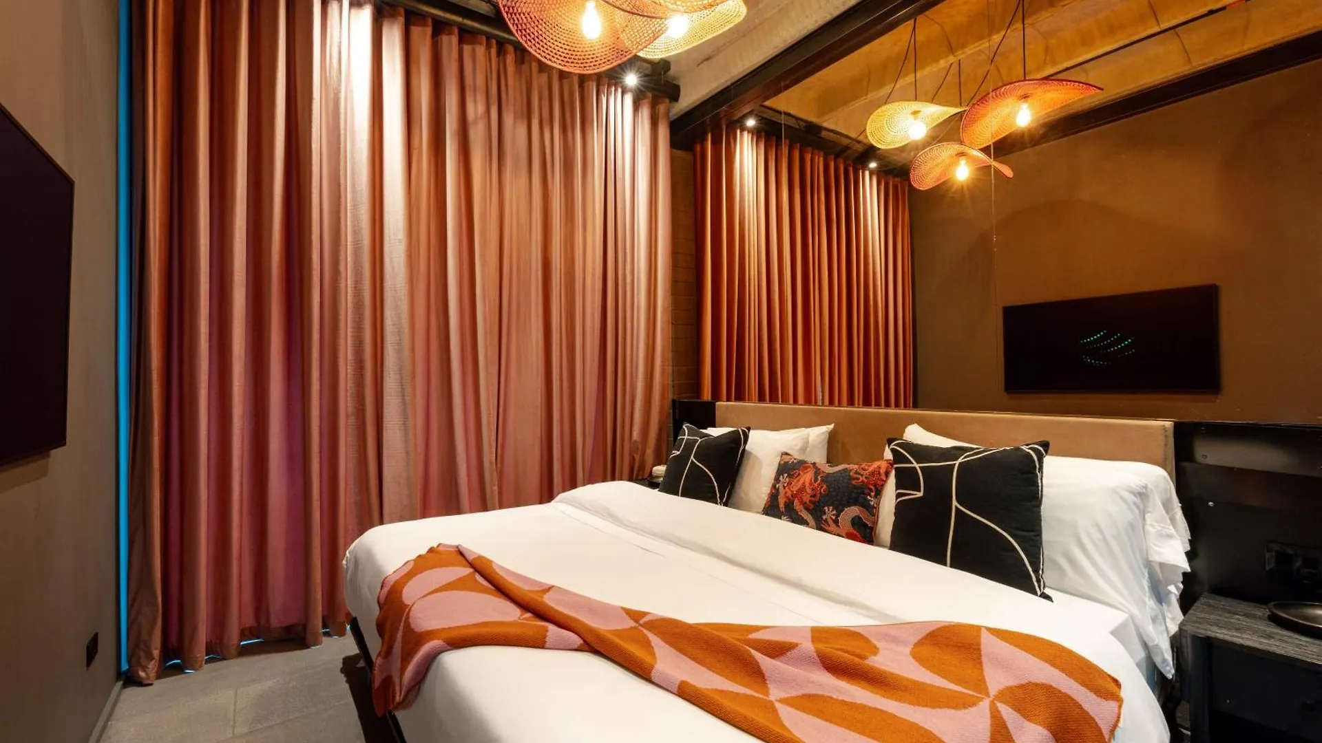 Primavera Luxury Apartments Medellin Hotel