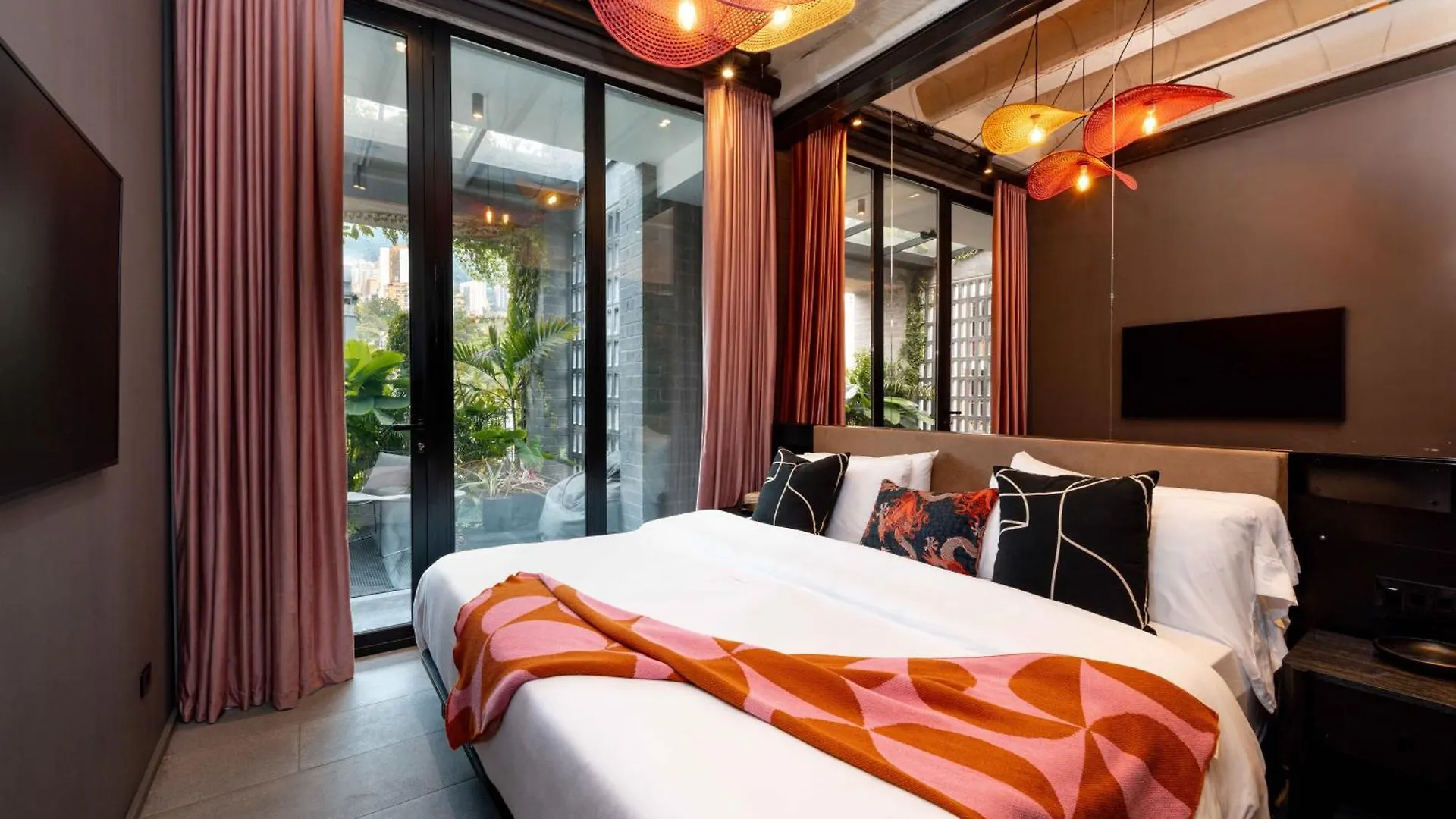 Primavera Luxury Apartments Medellin