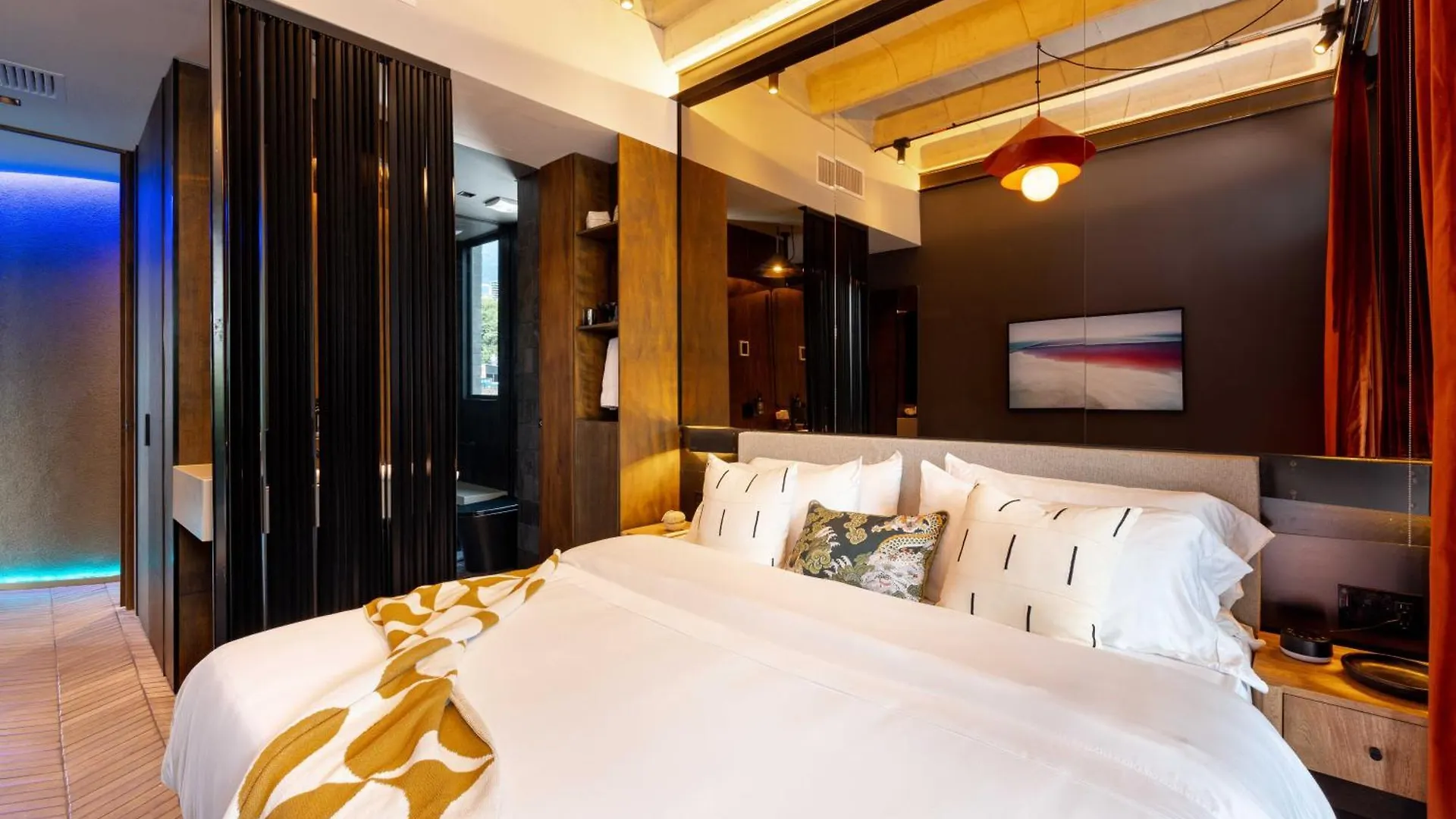 Primavera Luxury Apartments Medellín 5*,  Colombia
