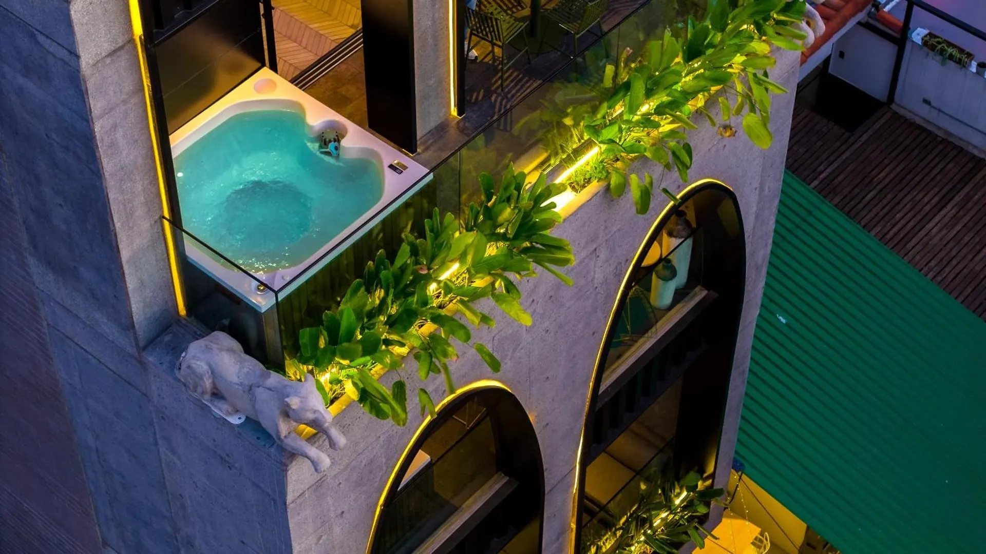Primavera Luxury Apartments Medellin